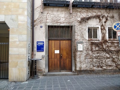 Eingang Peuntgasse 5.jpg
