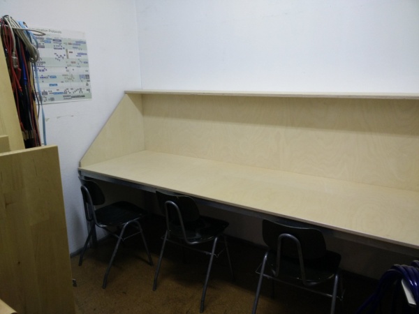 CustomWerkbankAufbau 13.jpg