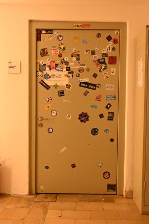 K4CG 2025 Eingangstür.jpg